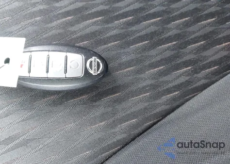 2017 Nissan Rogue Sv z USA, uszkodzony, nr VIN KNMAT2MVXHP543159